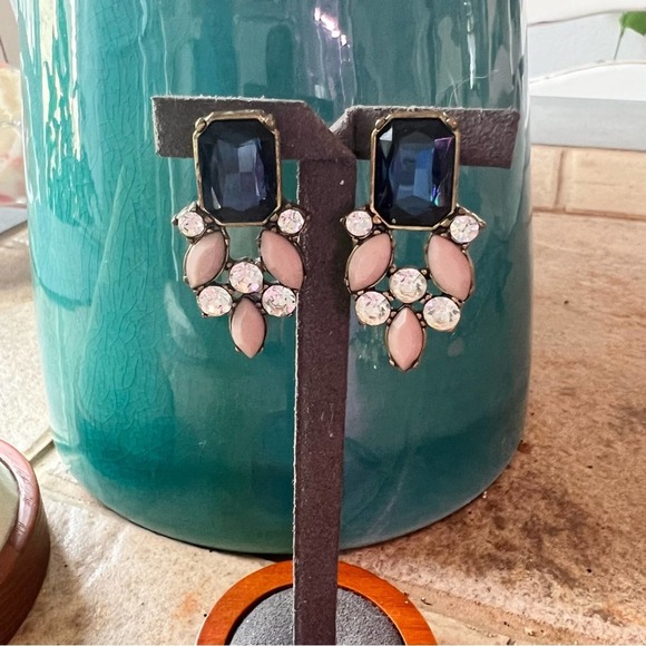 Beautiful Gem Stone Earrings - Picture 2 of 6